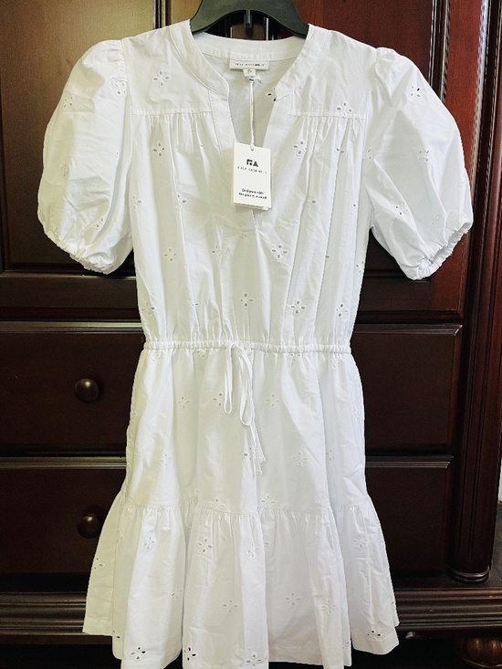 Free Assembly Dresses & Skirts - Free Assembly Eyelet dress ! Size XS ! Never been worn! NWT! Adorable !